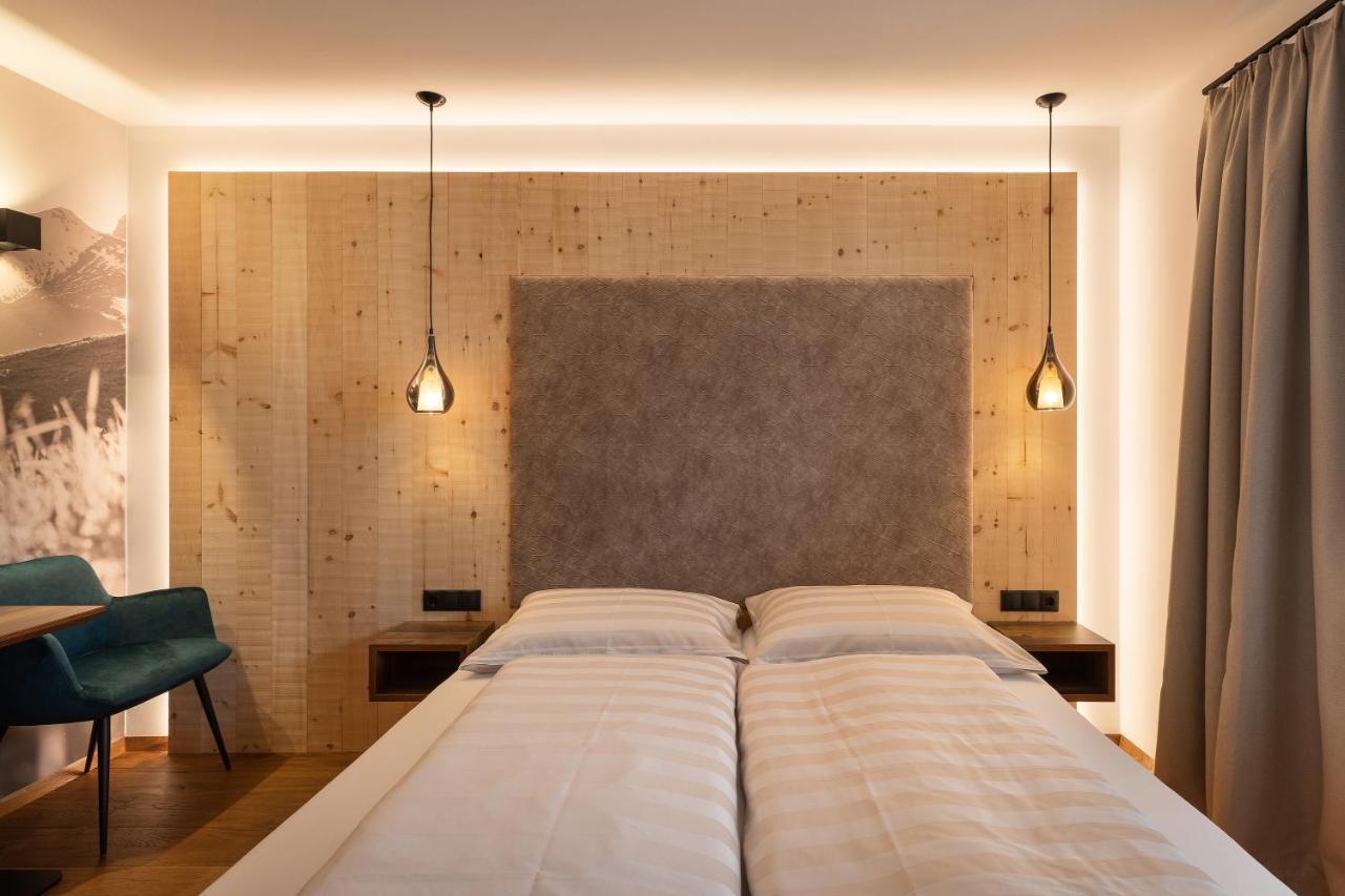 Hotel Garni Landhaus Platzer Zell am Ziller Buitenkant foto
