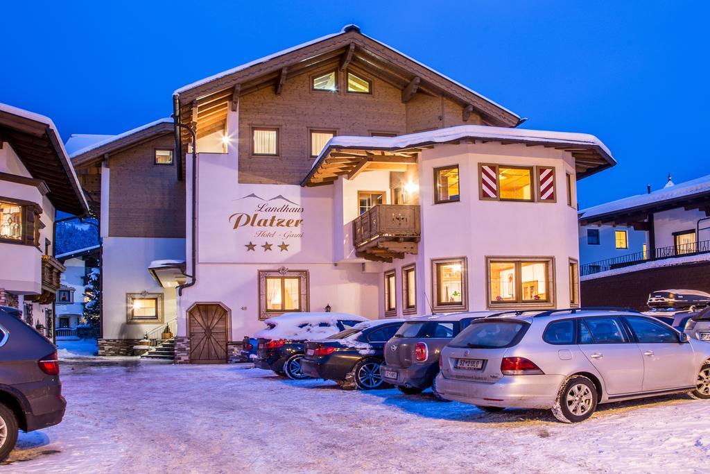 Hotel Garni Landhaus Platzer Zell am Ziller Buitenkant foto